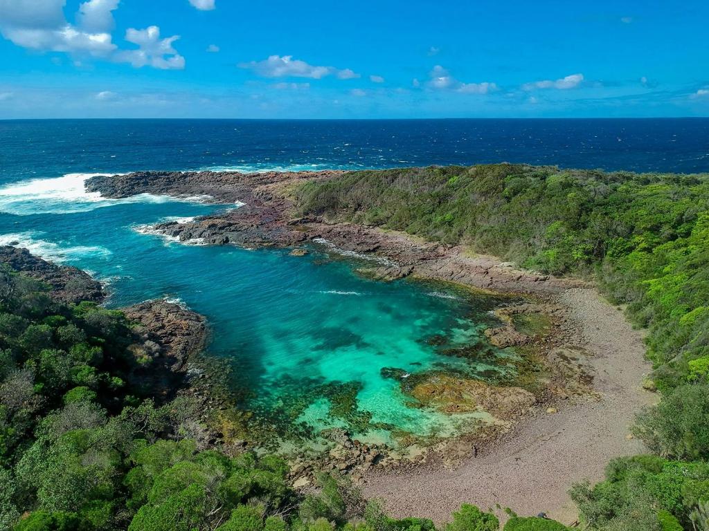 Coastal Delight In Shellcove, Dunmore