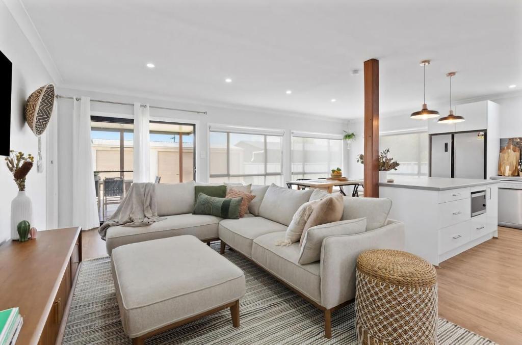 Sip and Soak Up Summer in the Hunter, Cessnock