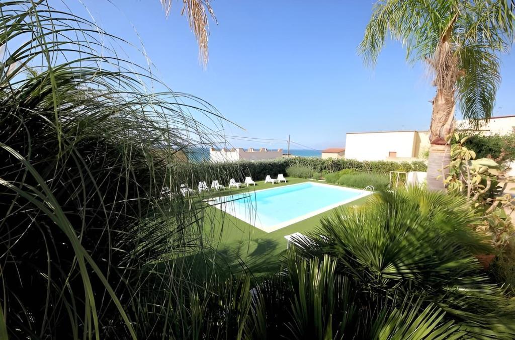 Villa Dwellings With Pool For Exclusive Use - 4