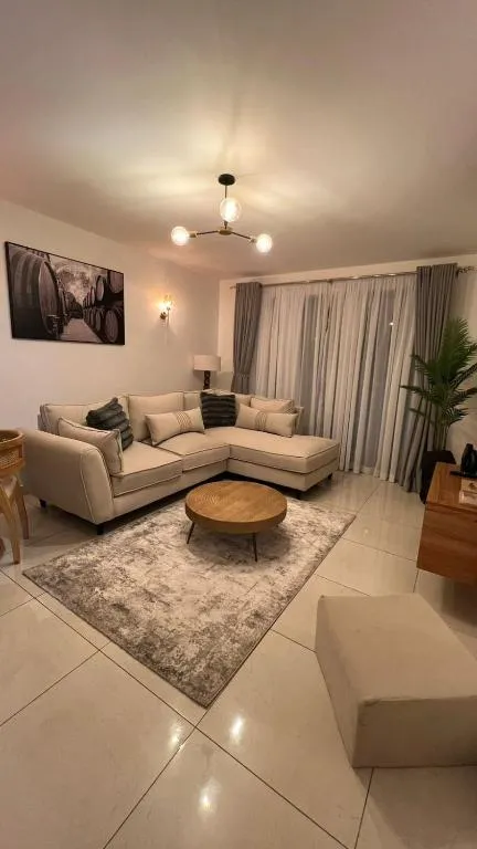 imora homes 5 minutes fromJomo Kenyatta international airport, hotel in Syokimau