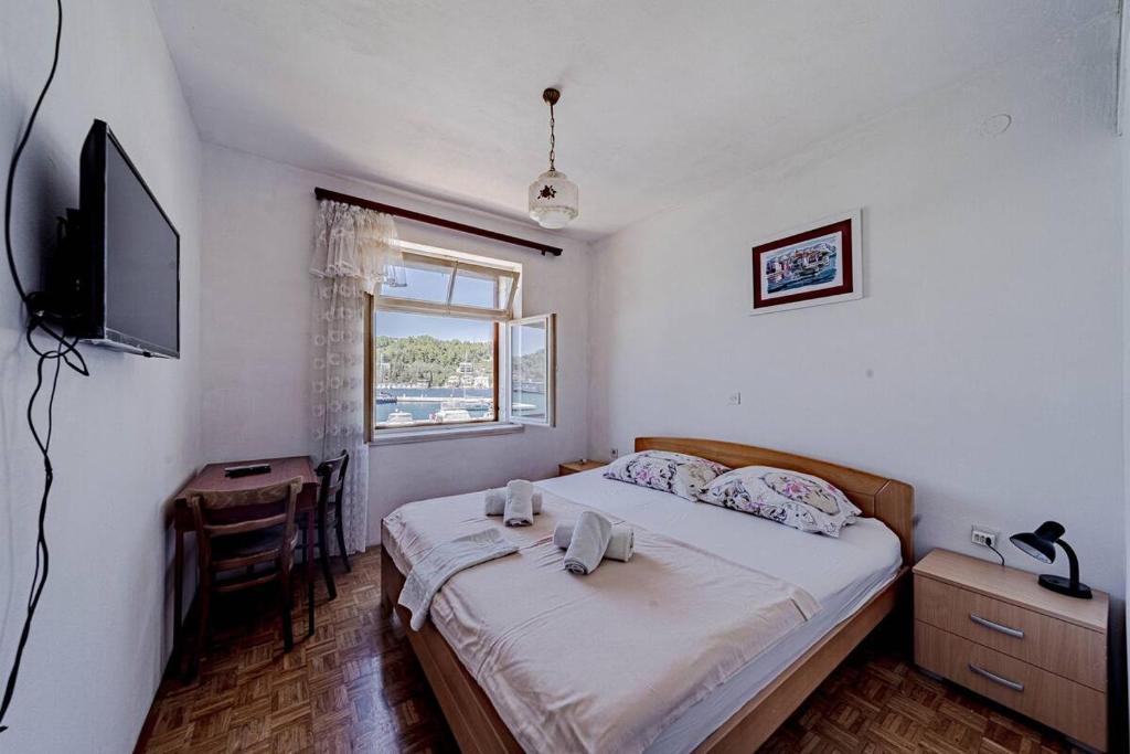 Sobe ANDREIS, Vela Luka