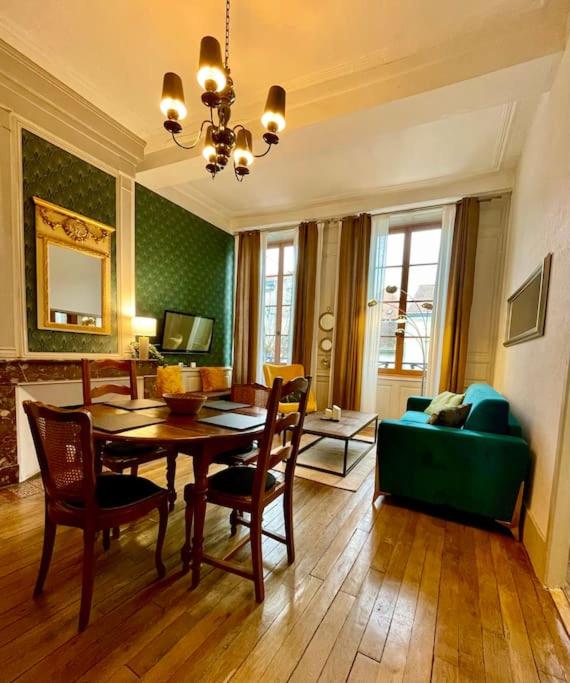 Appartement F2, La Scène du 66, VERDUN CENTRE, Garage motos et vélo, WIFI, Géré par PrestaZen'Services, Verdun-sur-Meuse