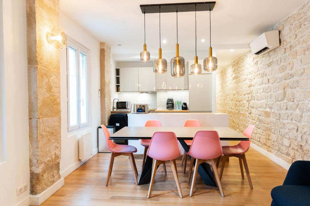 Loft 4 BR Montmartre Pigalle AC by LCC Agency - 3