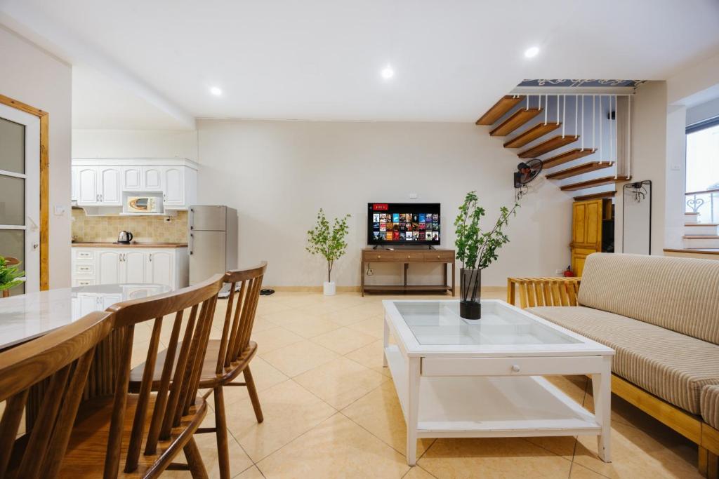 VietHOME – The Duplex Apartment 34