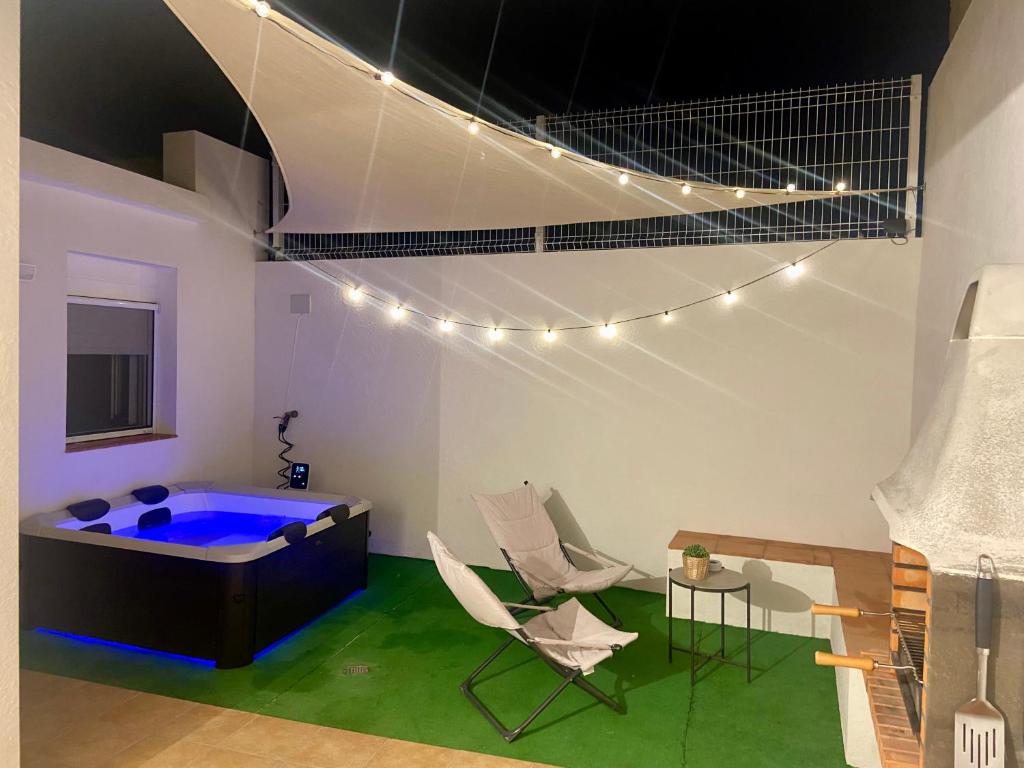 Casa La via, Camarles