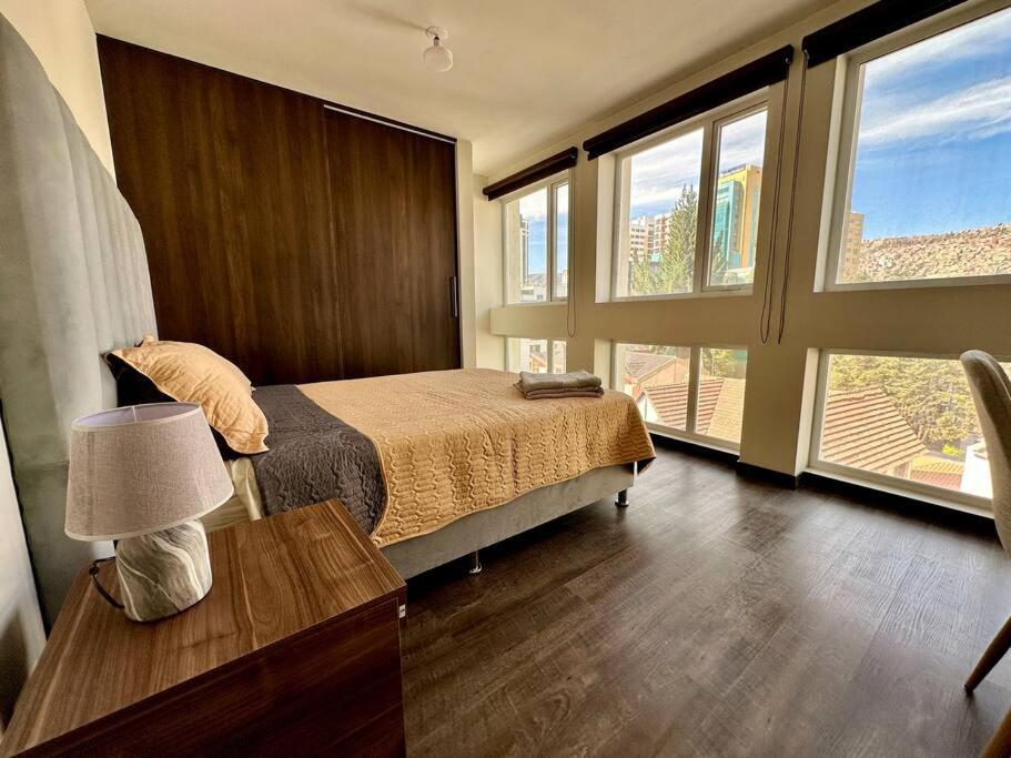 Moderno departamento cercano a Embajada Americana - 4