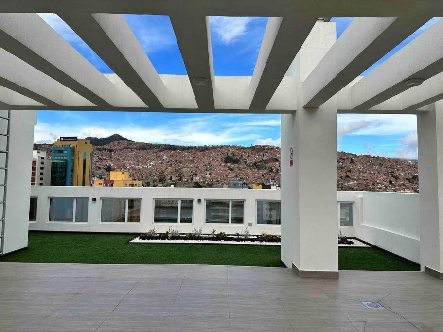 Moderno departamento cercano a Embajada Americana - 5