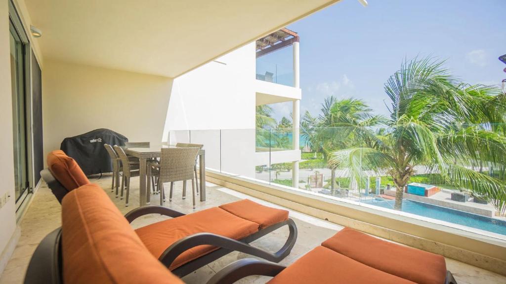The Elements Oceanfront & Beachside Condo Hotel - 3