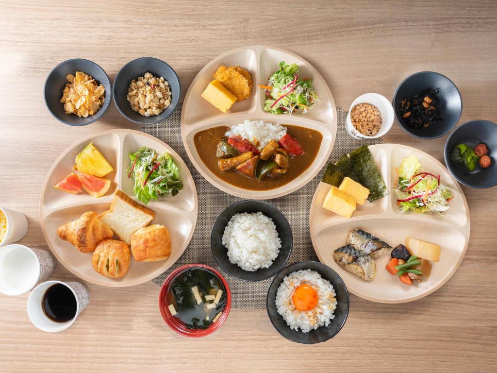 Đồ ăn và thức uống