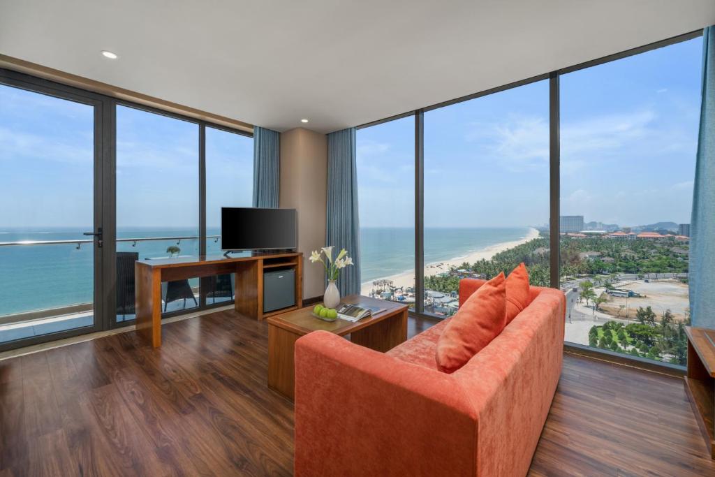 峴港雅拉海洋套房飯店 (Yarra Ocean Suites Danang)