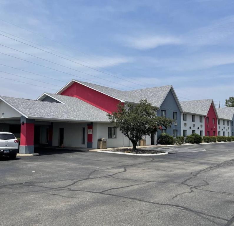 Ramada by Wyndham Effingham, Effingham