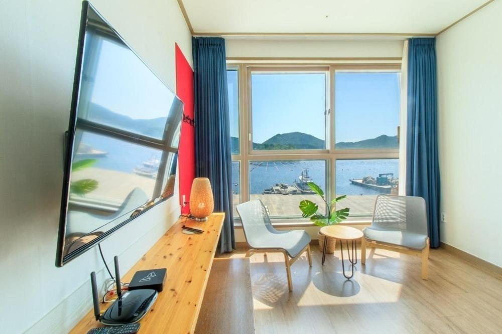 Tongyoung Martis Beach Pension