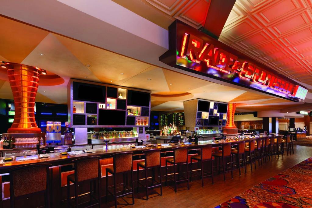 Bar/lounge, Rio Hotel And Casino, A Destination By Hyatt Hotel in Las Vegas (NV)