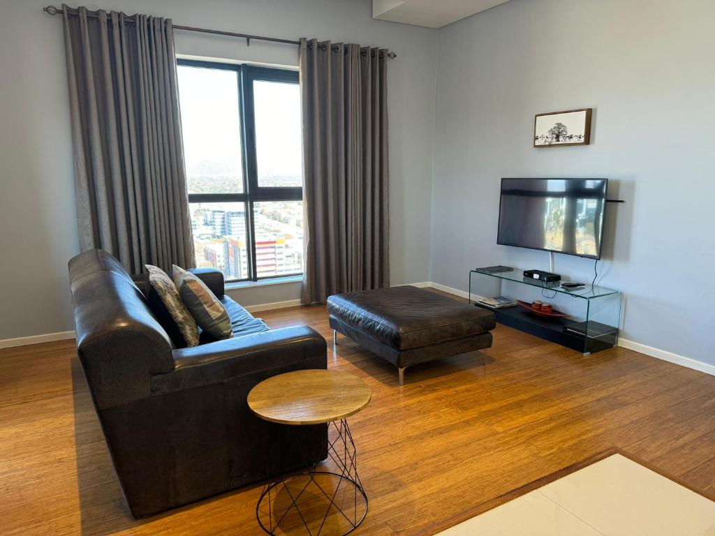 Lofty-Space, Gaborone