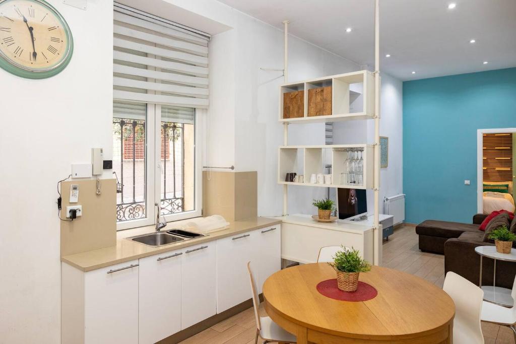 Modern and spacious-2Bedrooms 1Bathroom-Malasaña - 4