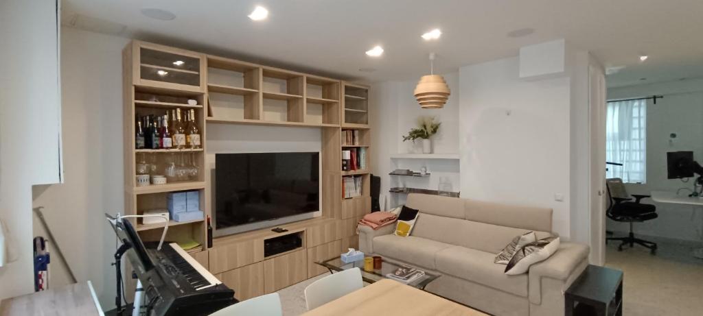 Calm & Charming Atelier in Paris - 4