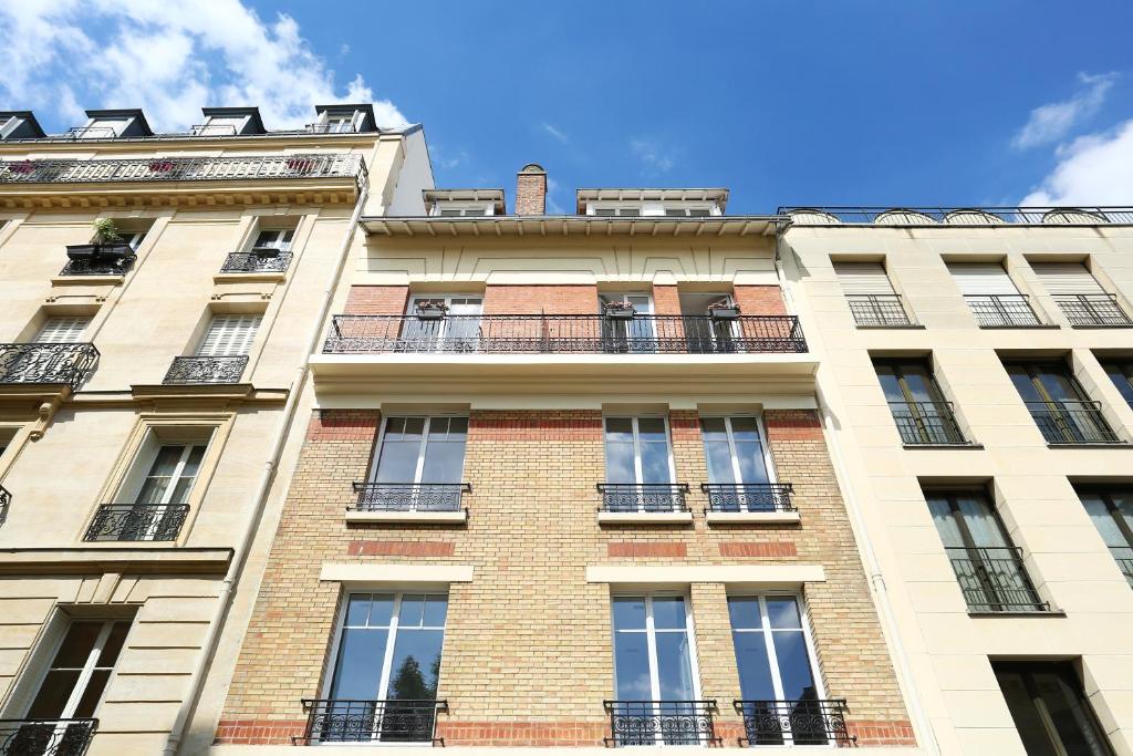 YAYS Paris Zola by Numa - 5