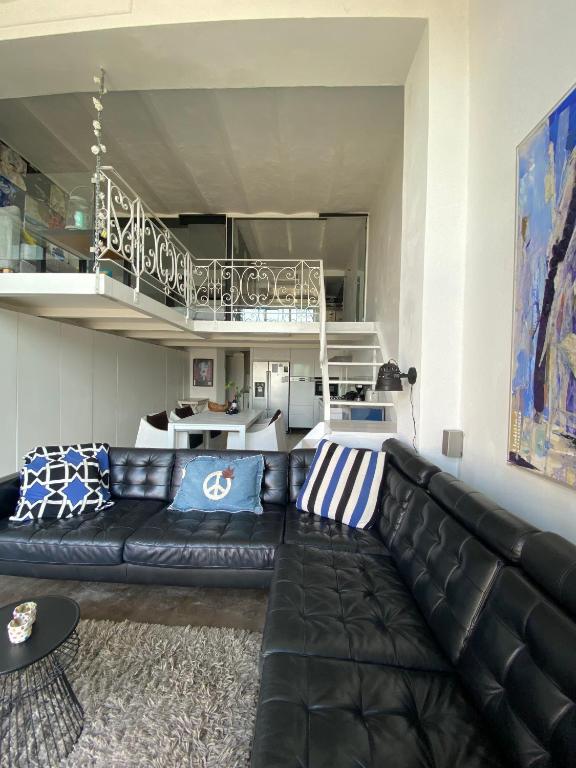 Nirvana Loft - 2