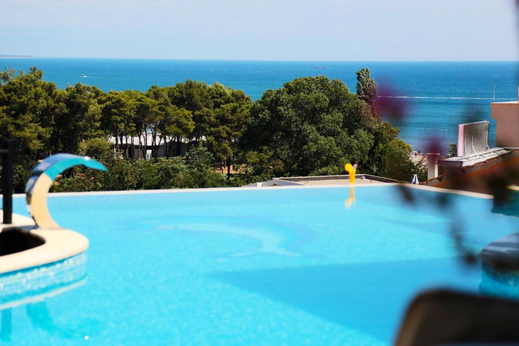Apartments Bazar — Hotel in Ulcinj