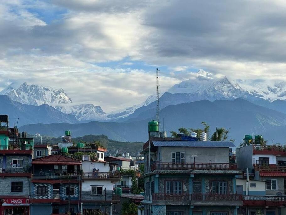 Annapurna View Apartment, Pókhara