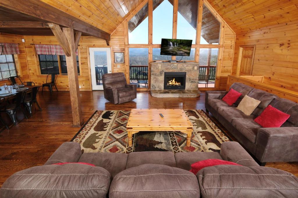 Peaceful View Cabin, Sevierville