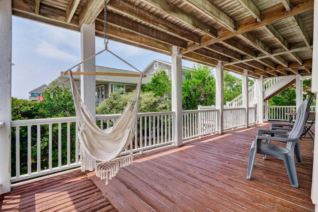 Gray Whale by Sea Scape Properties, Wrightsville Beach