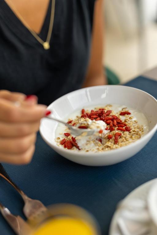 อาหารและเครื่องดื่ม