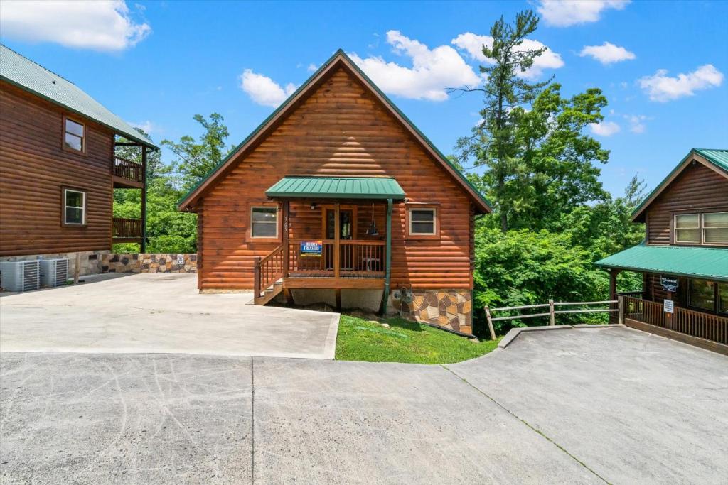 Hidden Treasure, Pigeon Forge