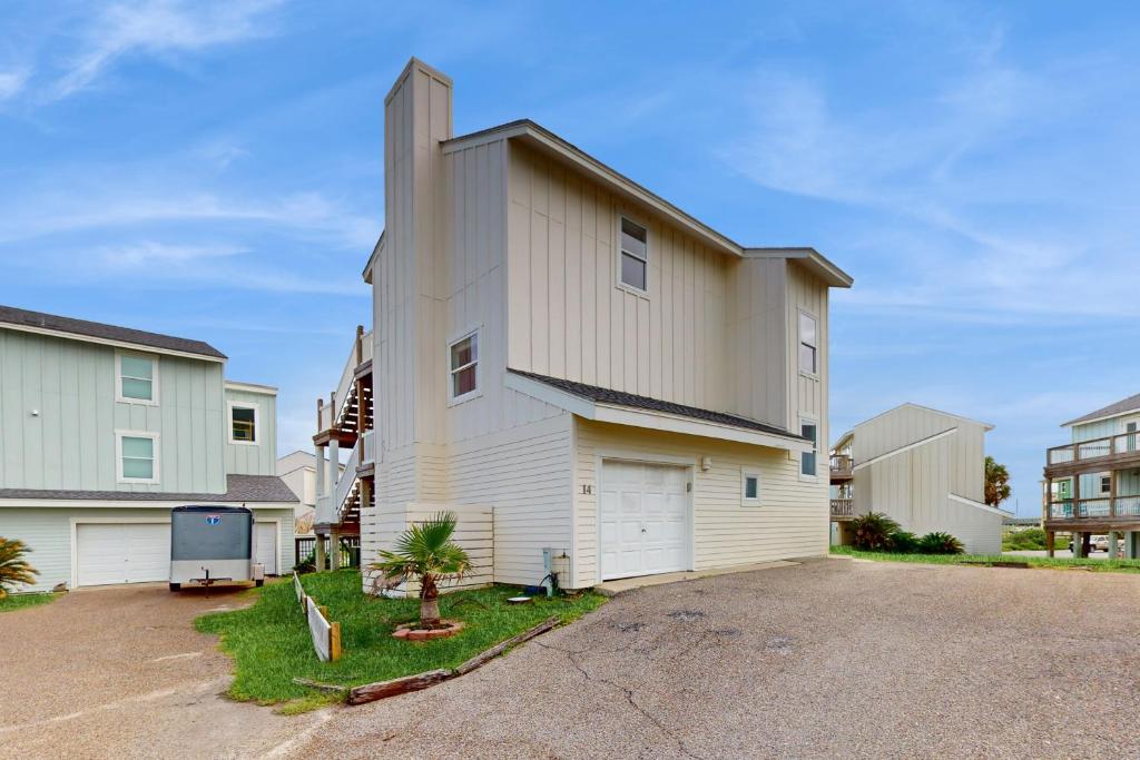 Lost Colony Salty Shamrock, Port Aransas