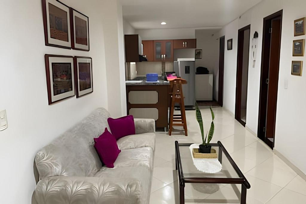Comodo apartamento cerca a Medellin! - 1