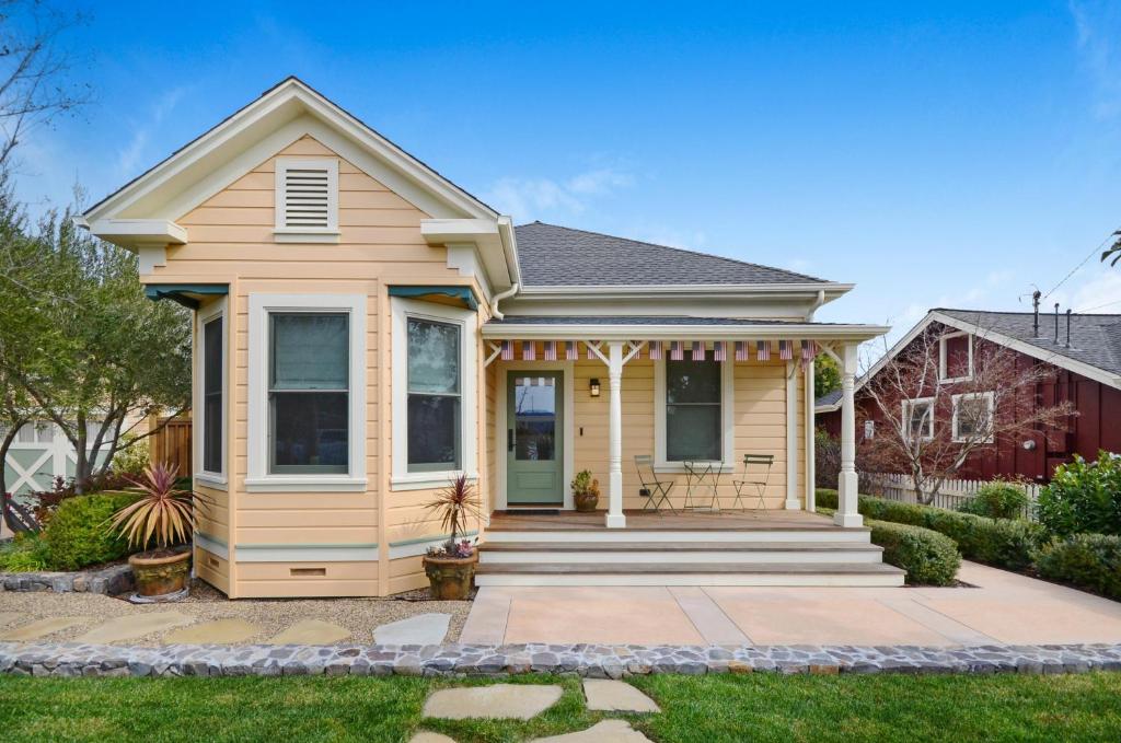 Gorgeous Property Within The Heart Of Sonoma, Sonoma