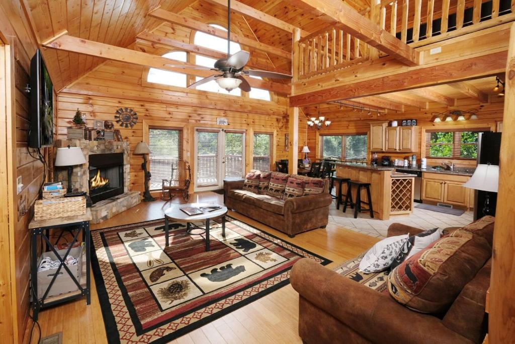 Piper's Playground, Pigeon Forge