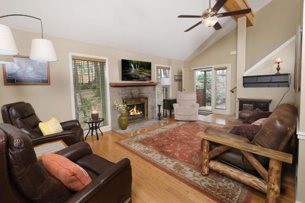 Eagle's Nest, Gatlinburg