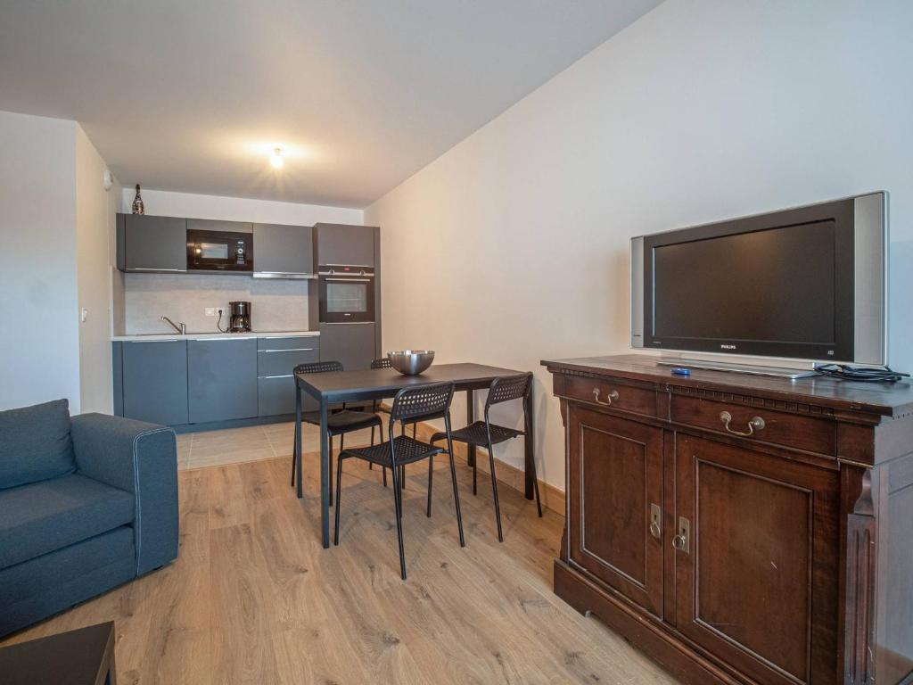 Appartement cosy 2 ch, 7 pers, pied de pistes, parking, wifi - FR-1-356-505 - 4