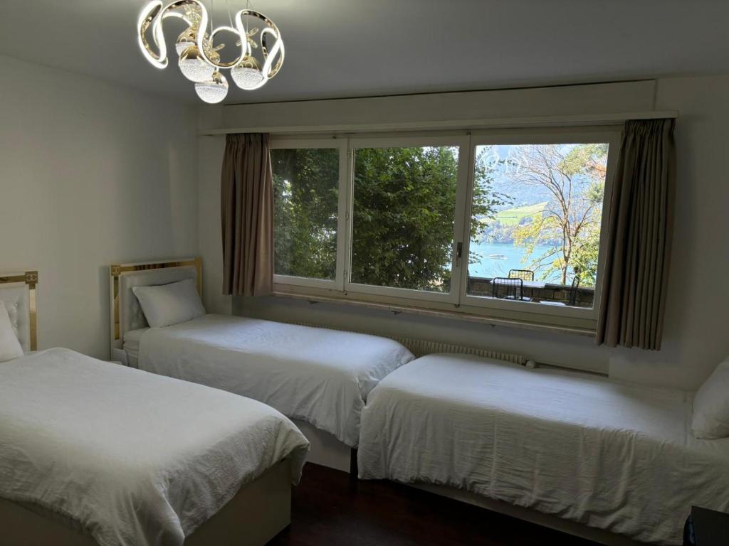 Queen Home - 5