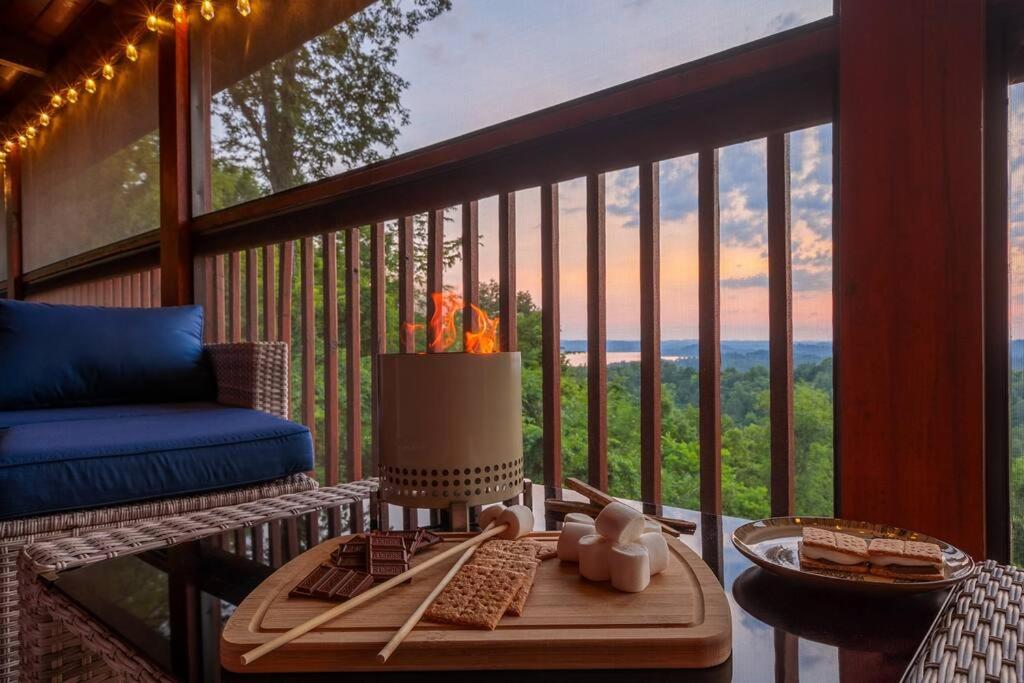 Incredible Views l Family Friendly I Pool - Hot Tub, Sevierville