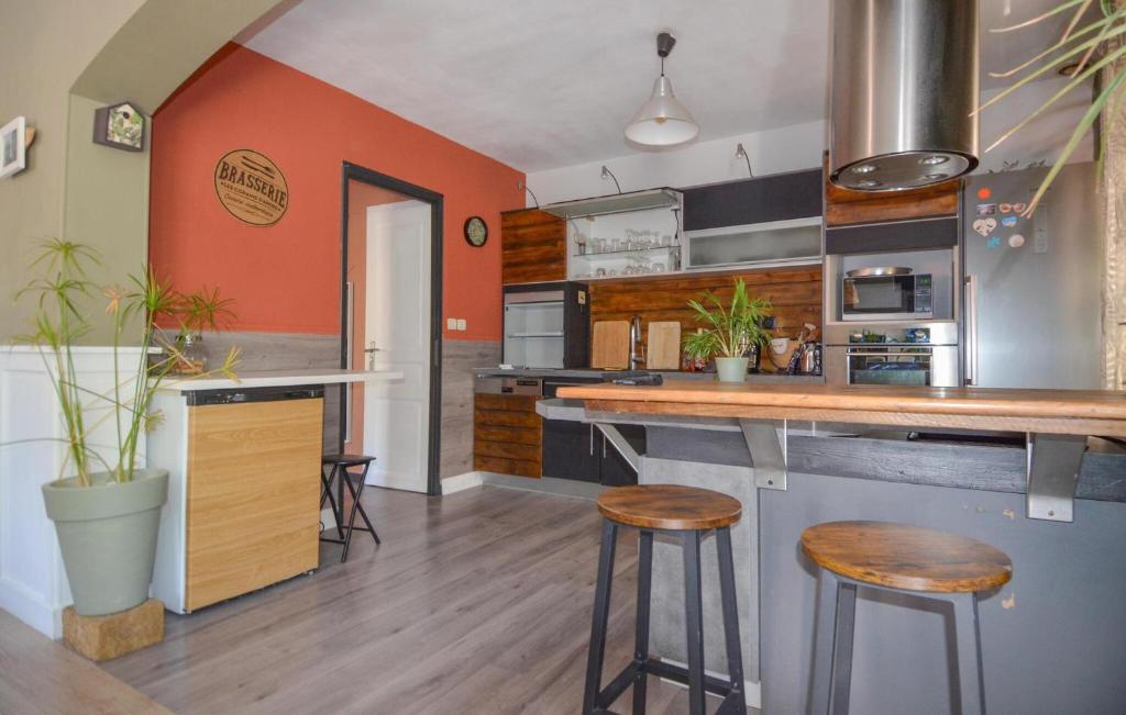 Amazing Home In Arles - 5
