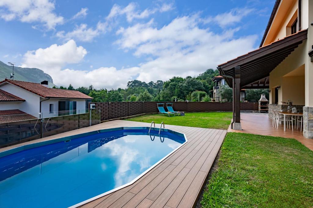 Casa Otero en Camango, Camango