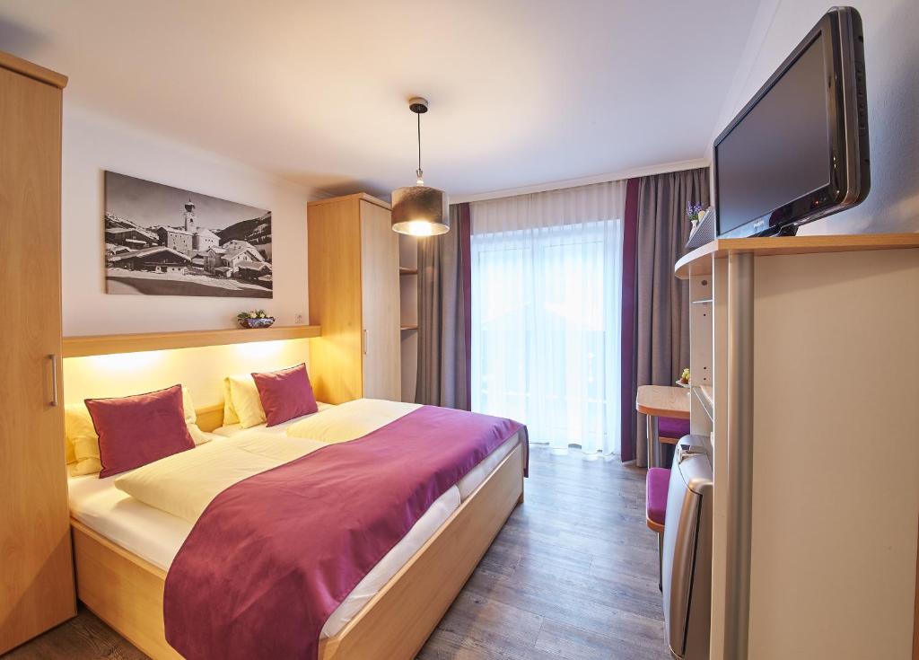 Two-Bedroom Apartment with Balcony