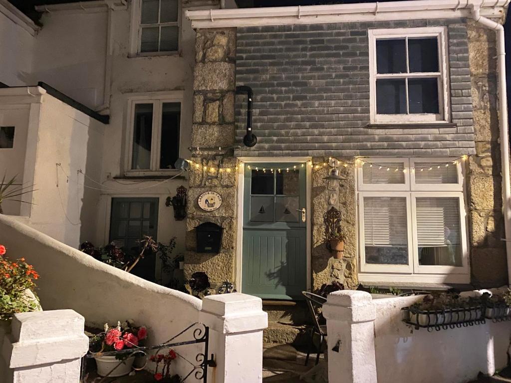 Labour in Vain, St Ives