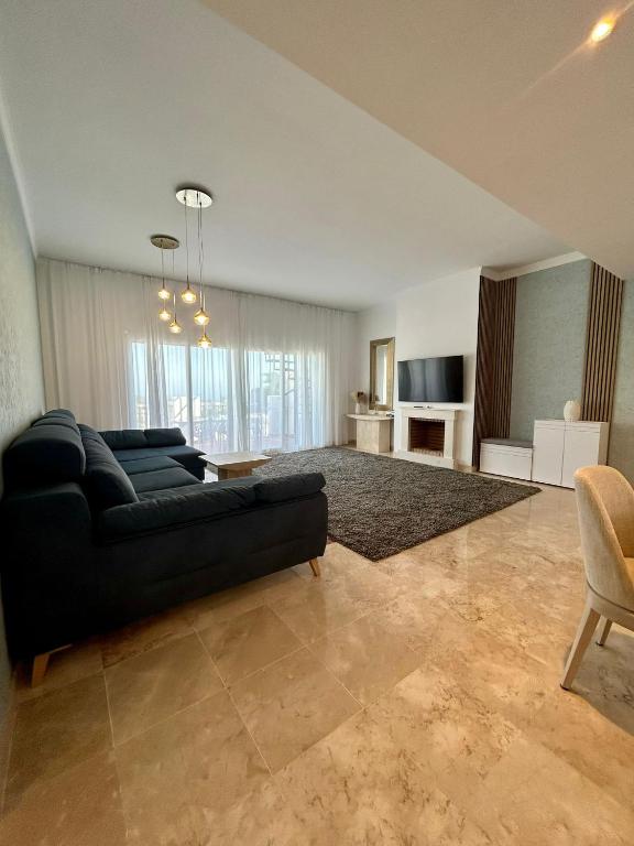 Luxury Sea View Penthouse - 1