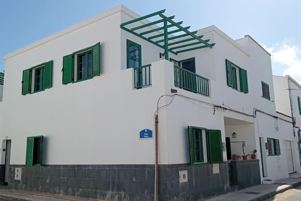 famarabeach2, Famara