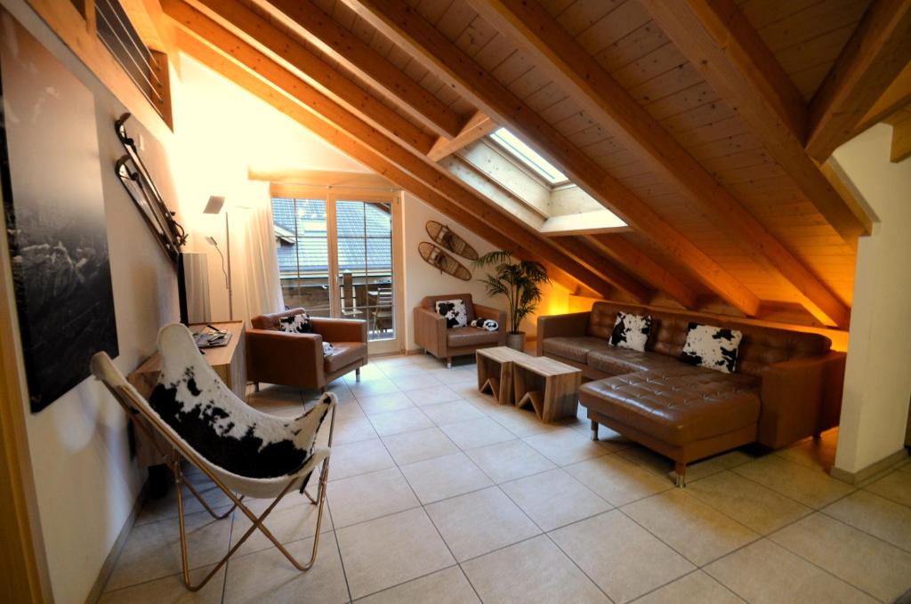 Luxury Penthouse Apartment - 2