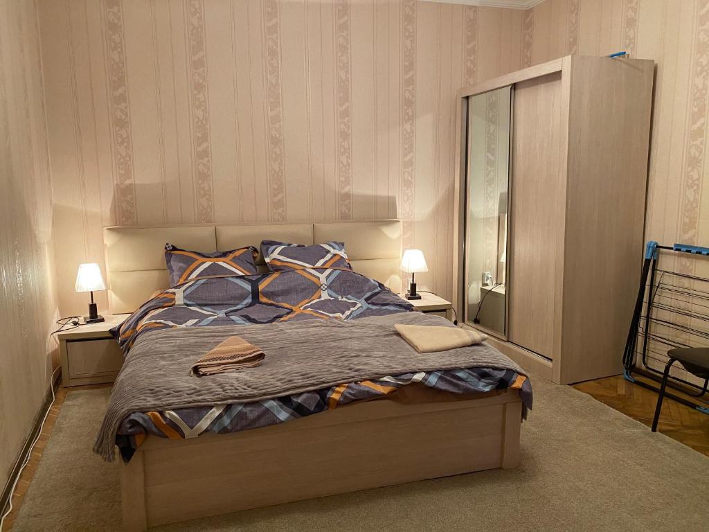 apartment in nishnianidze 27, Tbilisi City