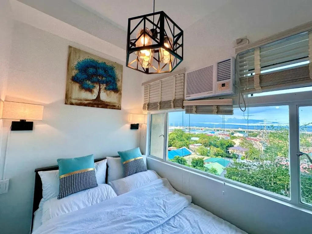 Studio One Condominium, Alabang - Bluu - Fiber Wi-Fi, Netflix-ready，位于马尼拉的酒店