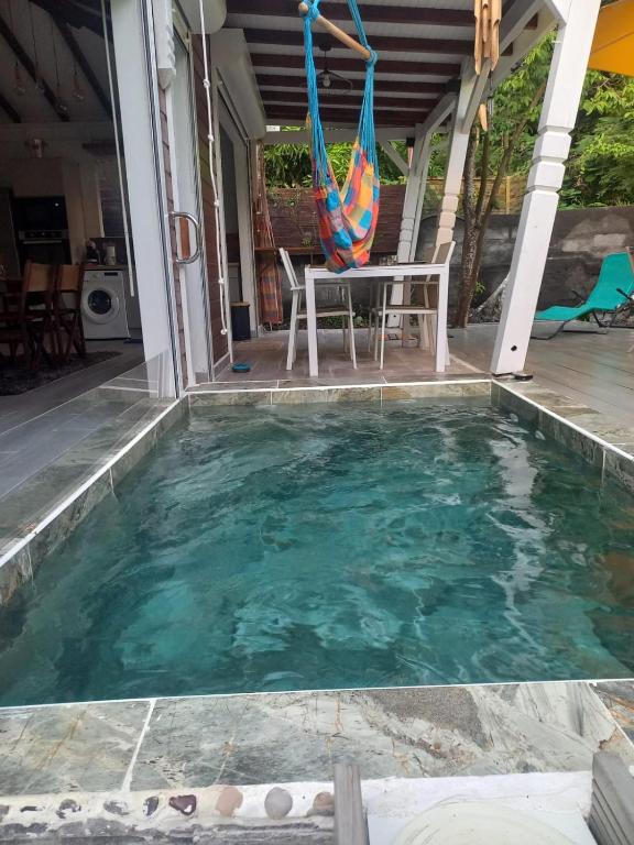 Hibiscus Paradise, Vieux-Habitants