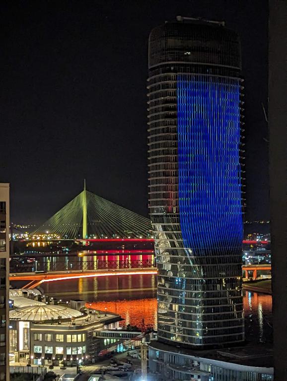 Luxury Belgrade Waterfront top floor Apt with an amazing view - 3