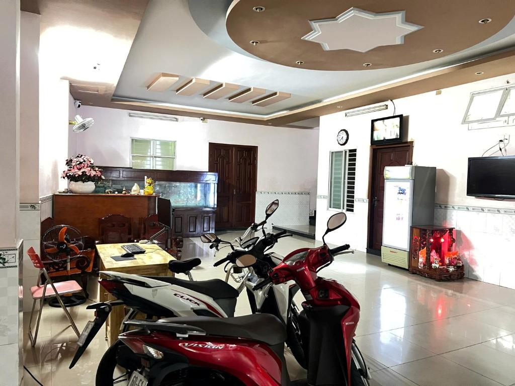 Khách sạn GIA TÚ
