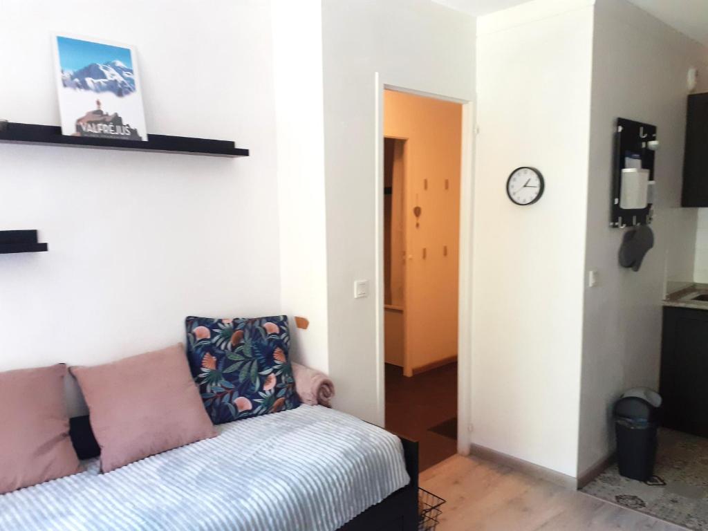 Appartement confortable 2 pièces avec balcon, proche télécabine et commerces à Valfréjus - FR-1-561-114 - 2