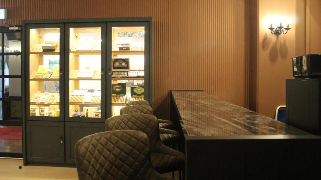 Bar/lounge